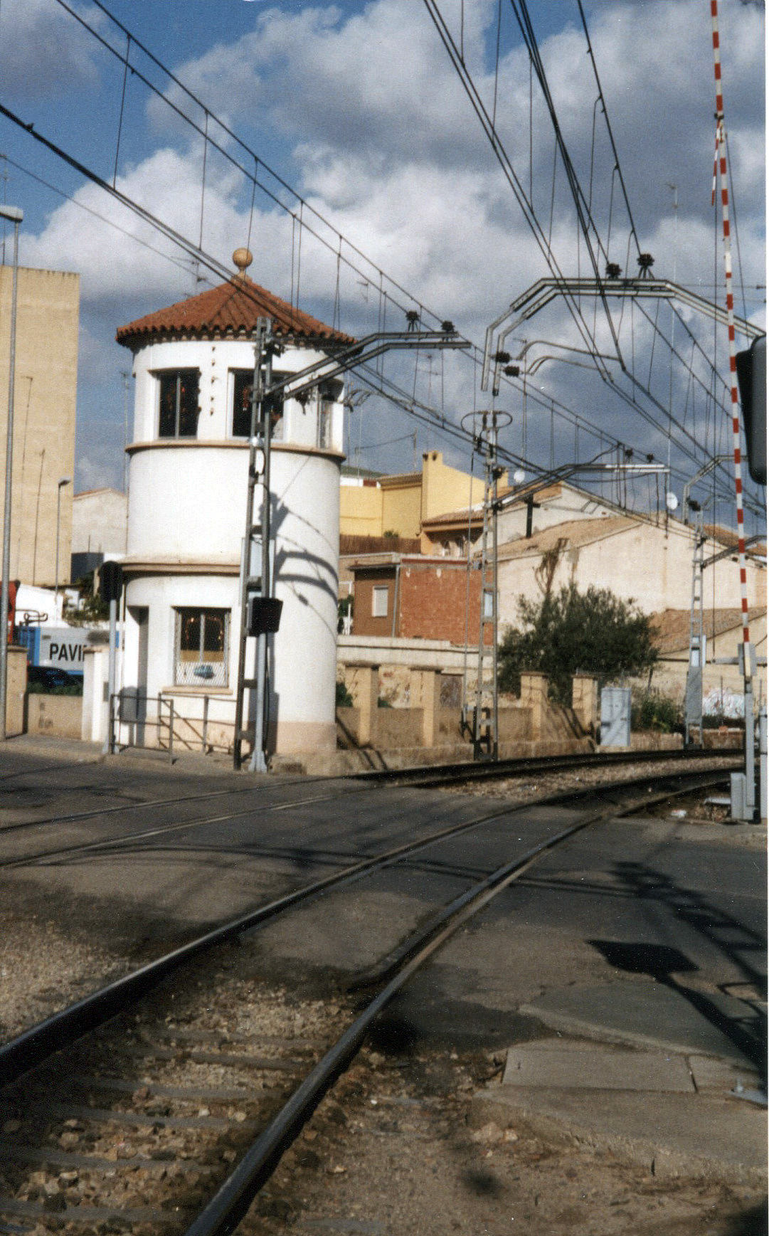 Torre de Mando Guardabarreras Associació Ferroviària de Godella 